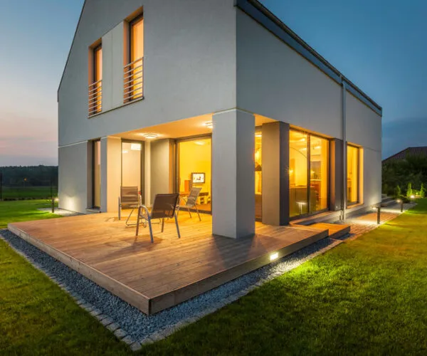 Les règles à respecter pour une installation électrique en extérieur