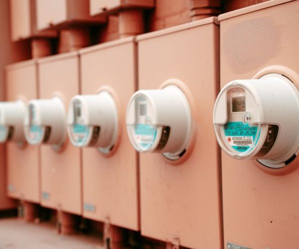 Économiser l’énergie chez soi : astuces pratiques