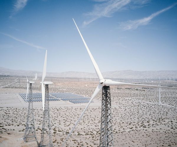 Énergie renouvelable : astuces pour un foyer éco